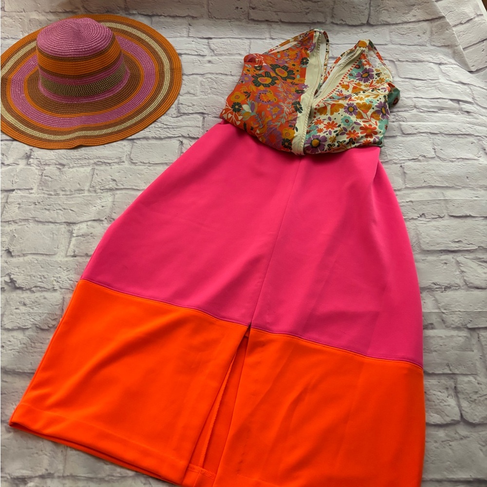 🔵”NWOT”Vibrant Pink and Orange Exposed Zipper Chic Skirt